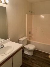 4120 Bridge Ct in Winterville, NC - Building Photo - Building Photo