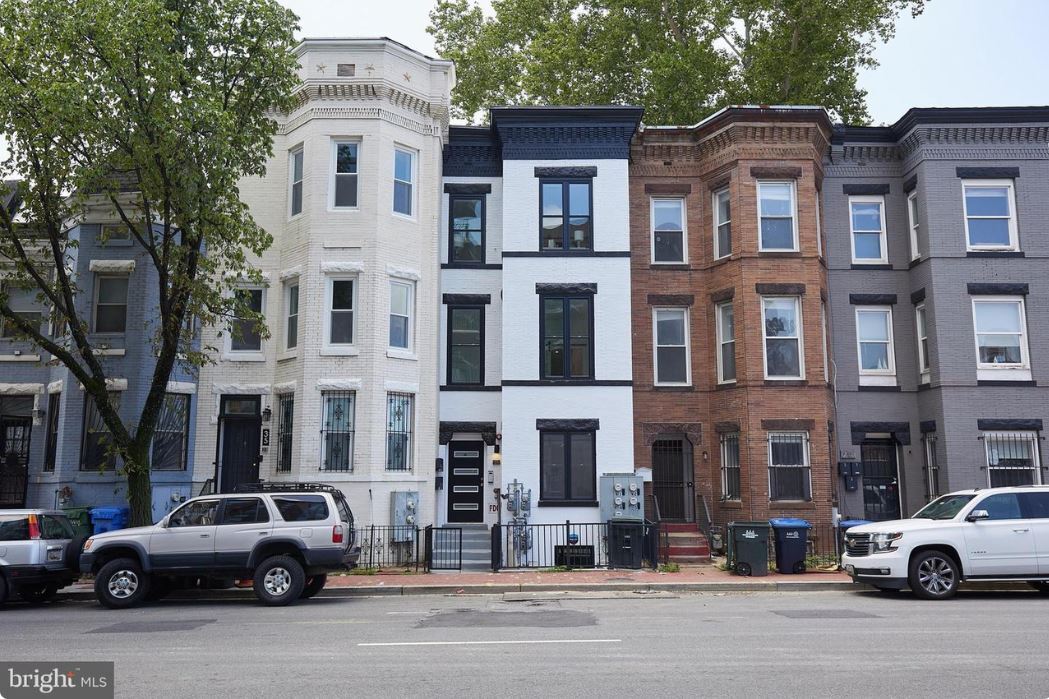 33 Florida Ave NE in Washington, DC - Building Photo