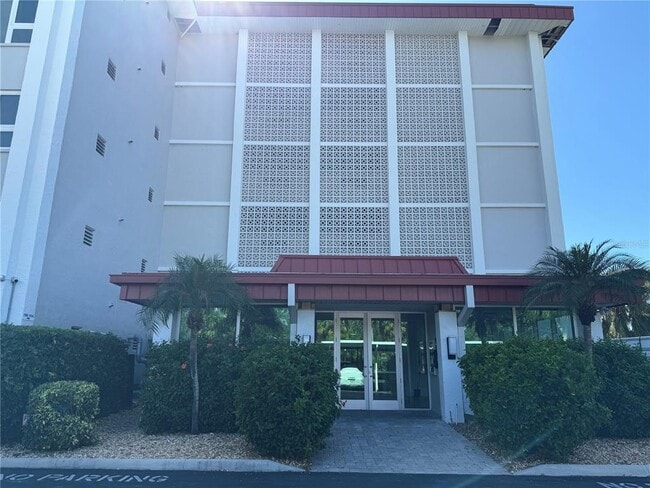 1100 Imperial Dr in Sarasota, FL - Building Photo - Building Photo