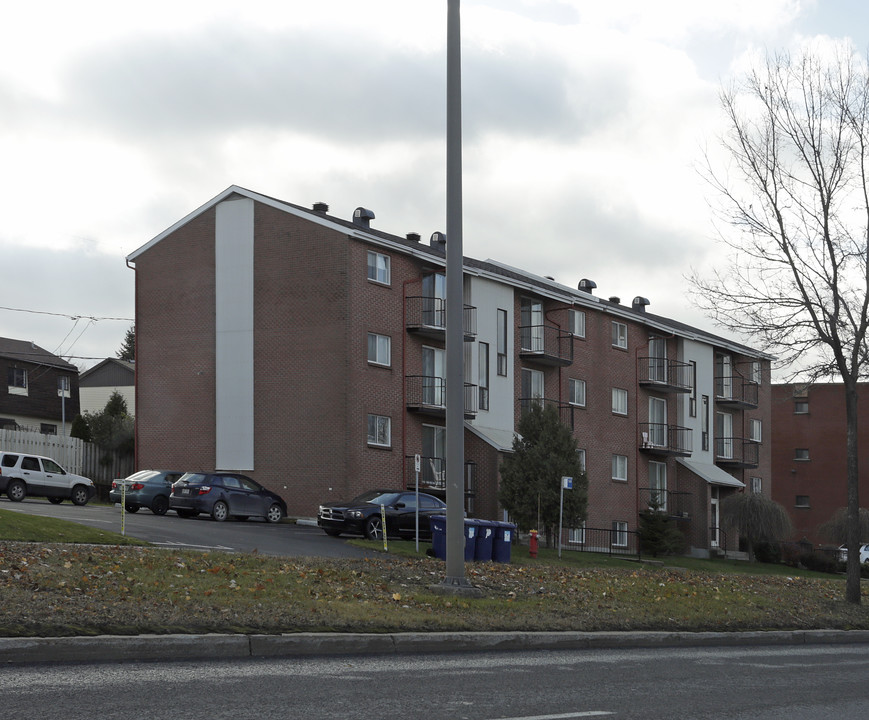 3450 E Saint-Martin E in Laval, QC - Building Photo