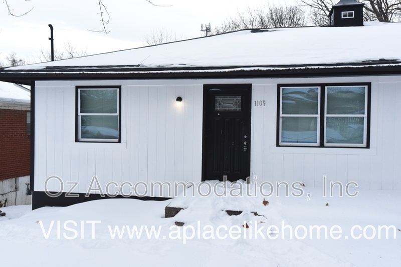 1109 S Appleton Ave in Independence, MO - Building Photo