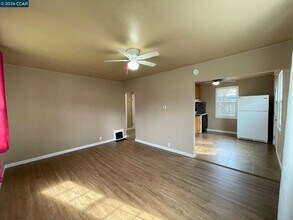 25 Baldwin St in Vallejo, CA - Building Photo - Building Photo