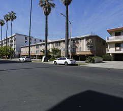 St. Andrews I in Los Angeles, CA - Building Photo - Building Photo