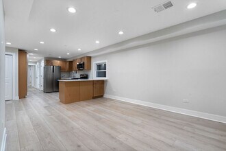 1624 N Bell Ave in Chicago, IL - Building Photo - Building Photo