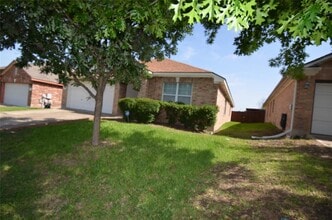 11812 Timber Heights Dr in Austin, TX - Building Photo - Building Photo