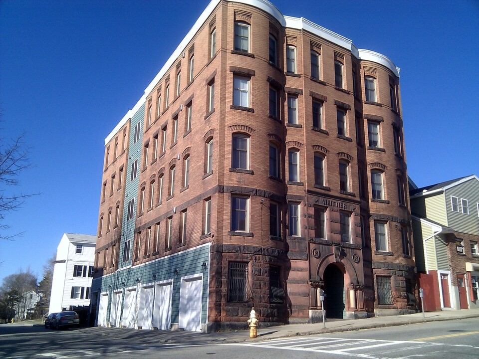 257 Pleasant St, Unit 3 in Worcester, MA - Foto de edificio