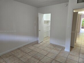 8704 NW 35th St, Unit 105 in Coral Springs, FL - Building Photo - Building Photo