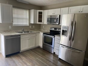 1117 Liberty Hall Dr in Morristown, TN - Building Photo - Building Photo