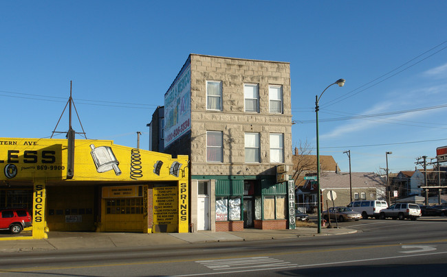 2225 S Western Ave in Chicago, IL - Building Photo - Building Photo