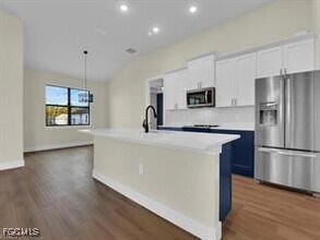 3025 NW 41st Pl in Cape Coral, FL - Building Photo - Building Photo