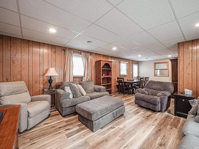 property at 1425 Cass Ave