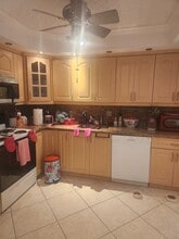 4100 Galt Ocean Dr, Unit Private bed  and bath on in Fort Lauderdale, FL - Foto de edificio - Building Photo