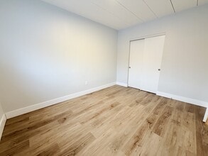 301 Indian Rd S in Sarnia, ON - Building Photo - Building Photo