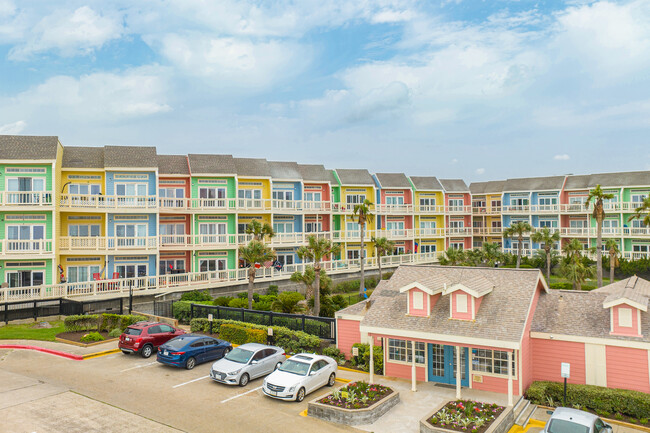 Oceanfront Lofts in Galveston, TX - Building Photo - Building Photo