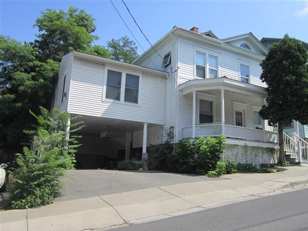 property at 106 Catherine Street