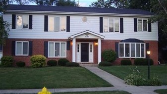 8135 Frederick Ave in Munster, IN - Building Photo