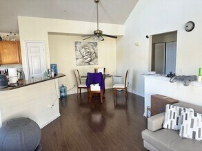 8957 Lee Vista Blvd in Orlando, FL - Building Photo - Building Photo