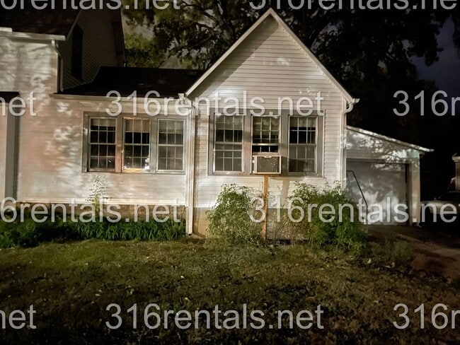 property at 1500 N Main St