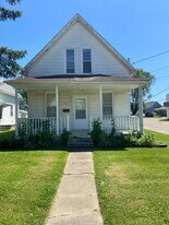 1618 19th Ave in Moline, IL - Building Photo