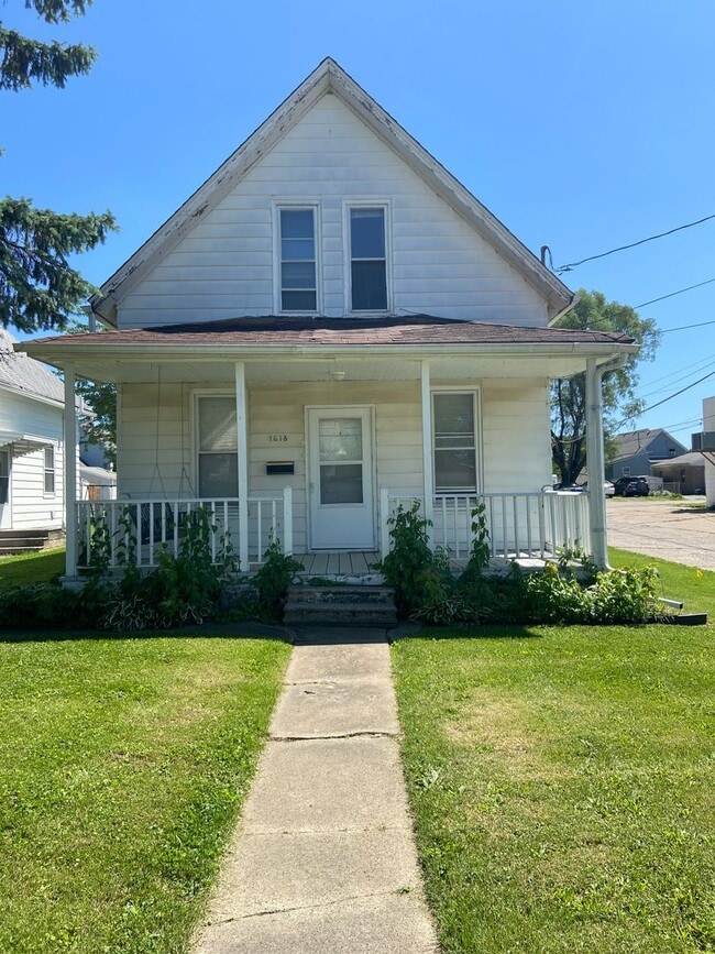 property at 1618 19th Ave