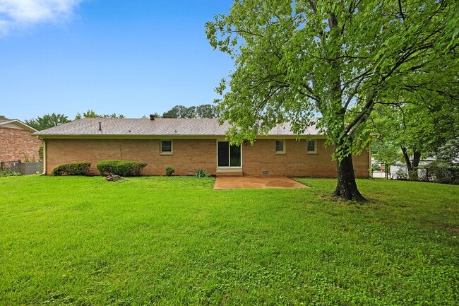 20 Ridgedale Dr in Jackson, TN - Building Photo - Building Photo