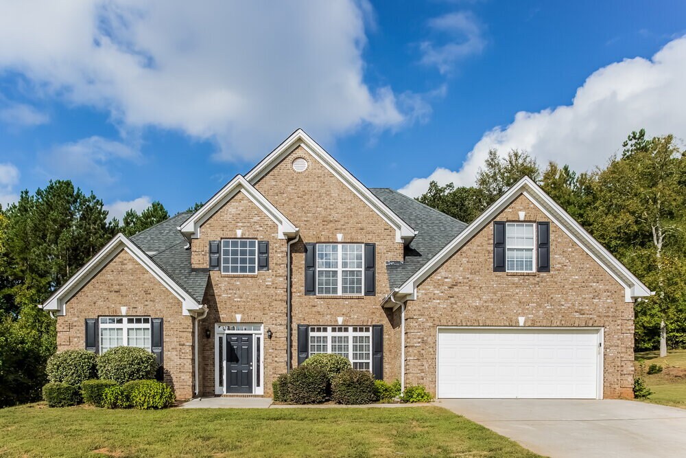 2040 Millstone Dr SW in Conyers, GA - Foto de edificio