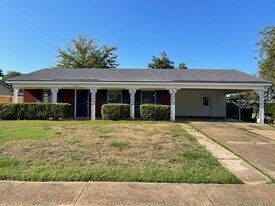 1619 Anita St in Bossier City, LA - Building Photo