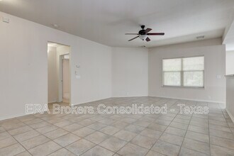 1644 Cloudy Brook in Schertz, TX - Building Photo - Building Photo