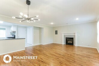 5302 N Garfield Ave in Kansas City, MO - Building Photo - Building Photo