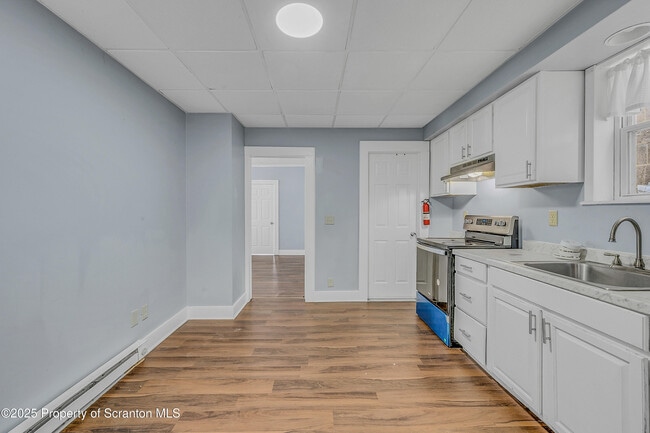 7 Plum Pl in Scranton, PA - Building Photo - Building Photo