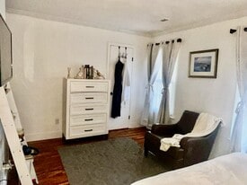 4601 Merrimac Ln in Virginia Beach, VA - Building Photo