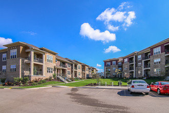 The Landing on East Hill Parkway in Madison, WI - Foto de edificio - Building Photo