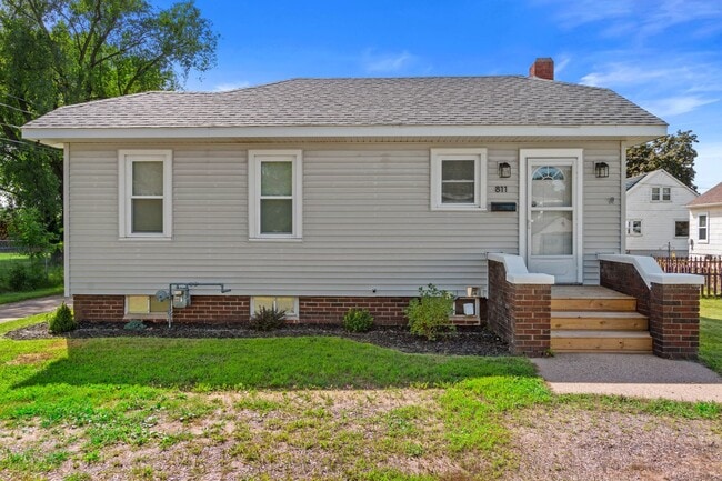 property at 811 Vilas Ave