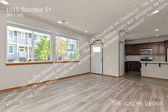 1015 Sedonia St in Bremerton, WA - Building Photo - Building Photo