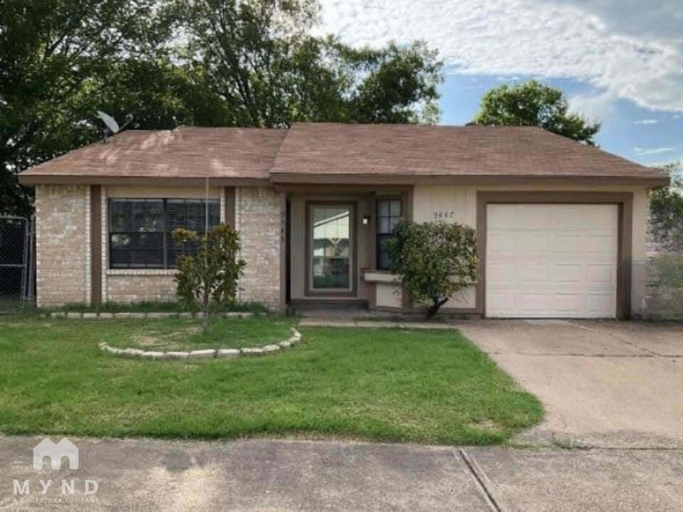 9447 Culberson St in Dallas, TX - Building Photo