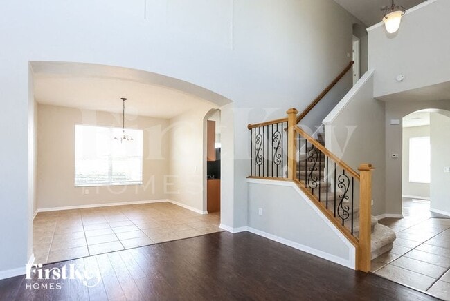 7556 Forest Mere Dr in Riverview, FL - Foto de edificio - Building Photo