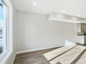 2618-2628 28 Ave SW in Calgary, AB - Building Photo - Building Photo