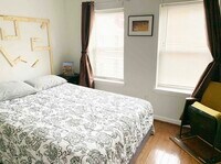 323 S Castle St photo'