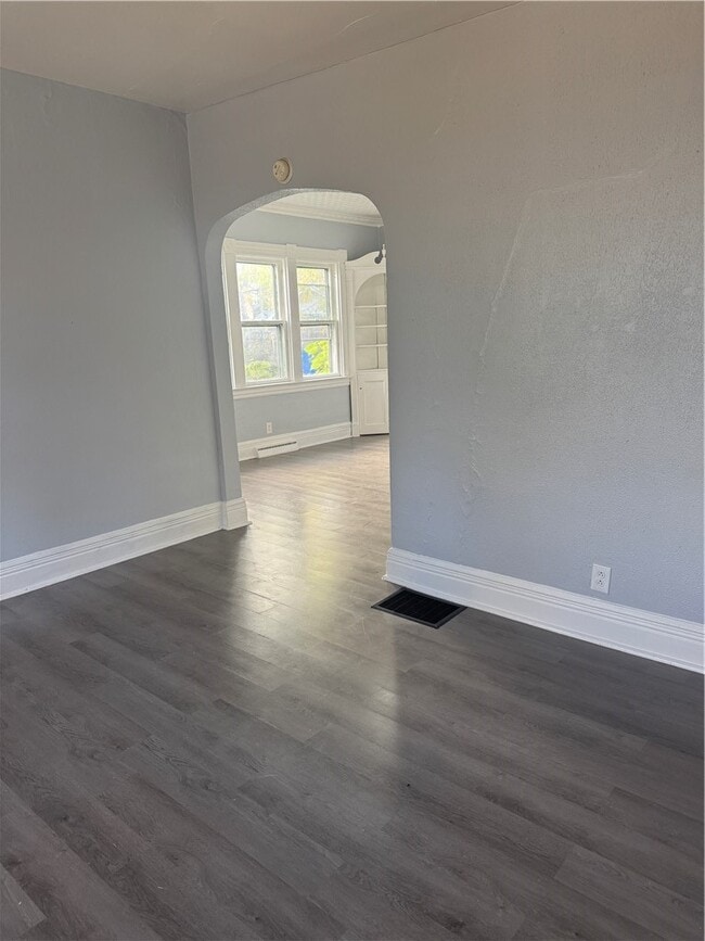 property at 686 Seward St