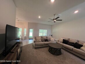 8752 Waterstone Blvd in Fort Pierce, FL - Building Photo - Building Photo