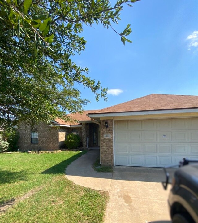 4402 Fawn Dr in Killeen, TX - Building Photo