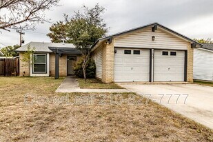 7627 Pipers Swan St in San Antonio, TX - Building Photo