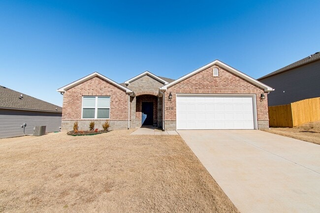 property at 2318 Pinewood Ave
