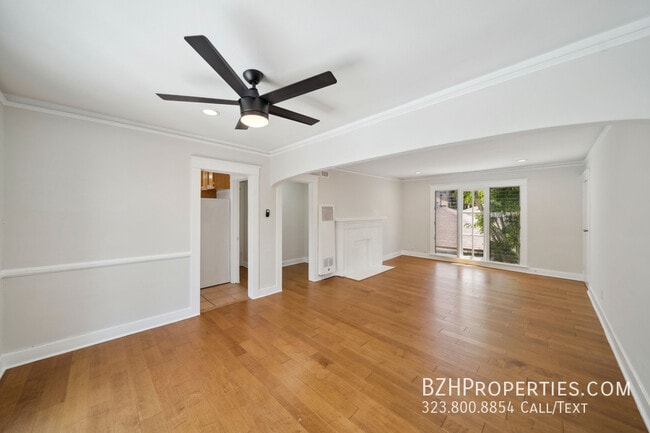 property at 1239 Havenhurst Dr