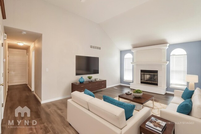property at 911 McIntosh Cir