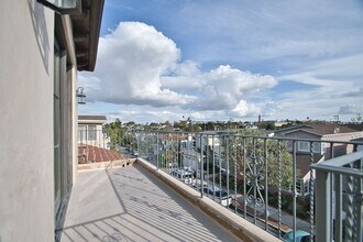 433 21st St in Manhattan Beach, CA - Building Photo - Building Photo