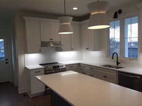 1207 Sweetbriar Ave in Nashville, TN - Building Photo - Building Photo