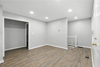 2343 Carver Dr NW in Atlanta, GA - Building Photo - Building Photo