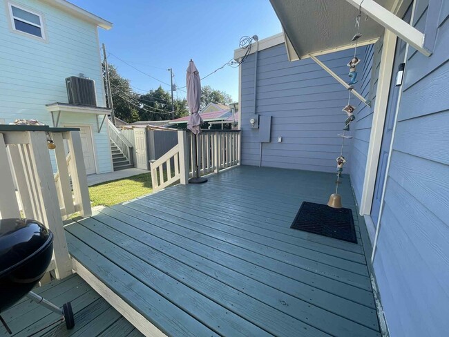 property at 3519 Avenue P 1/2