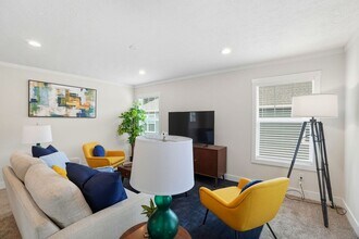 2102 24th St NE in Hickory, NC - Building Photo - Building Photo